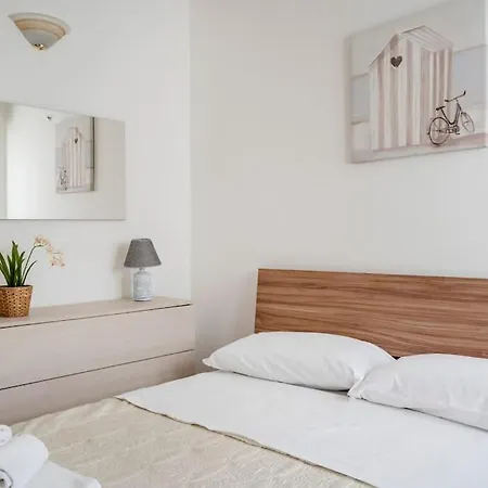 Domus Apulia, Due Passi Dal Mare - Free Parking - Apartment Monopoli