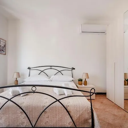 Domus Apulia, Due Passi Dal Mare - Free Parking - Apartment