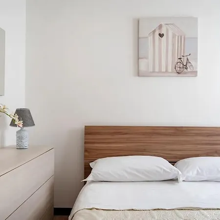 Domus Apulia, Due Passi Dal Mare - Free Parking -