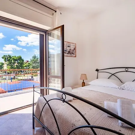 Domus Apulia, Due Passi Dal Mare - Free Parking - *