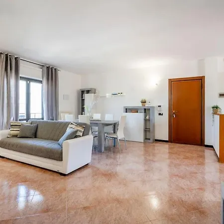 Domus Apulia, Due Passi Dal Mare - Free Parking -